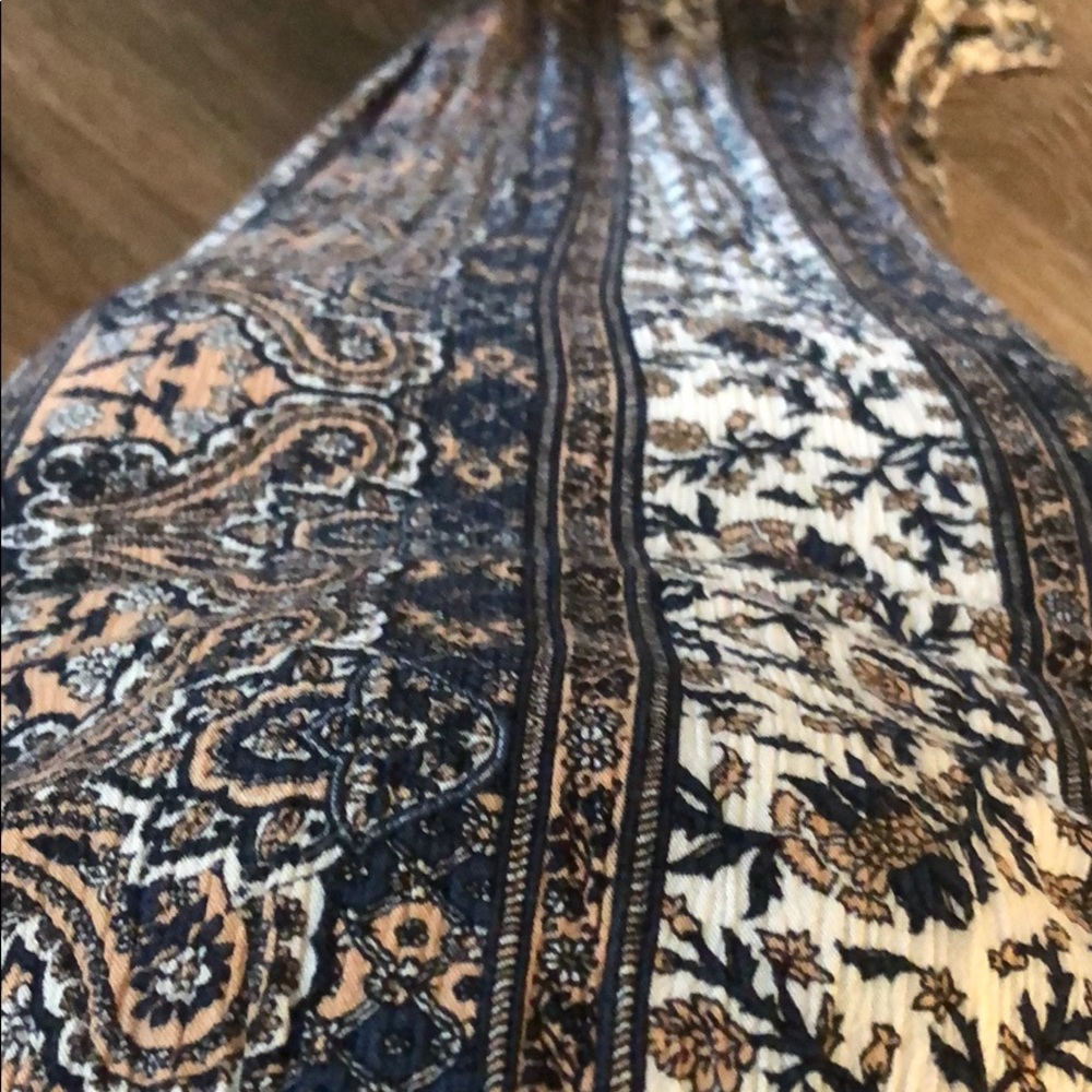 Dress - Picture 4 of 4